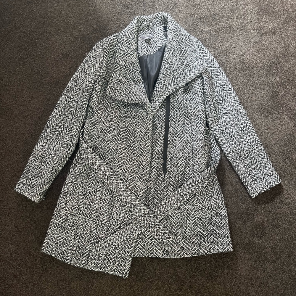 A Pea in a Pod Maternity Coat